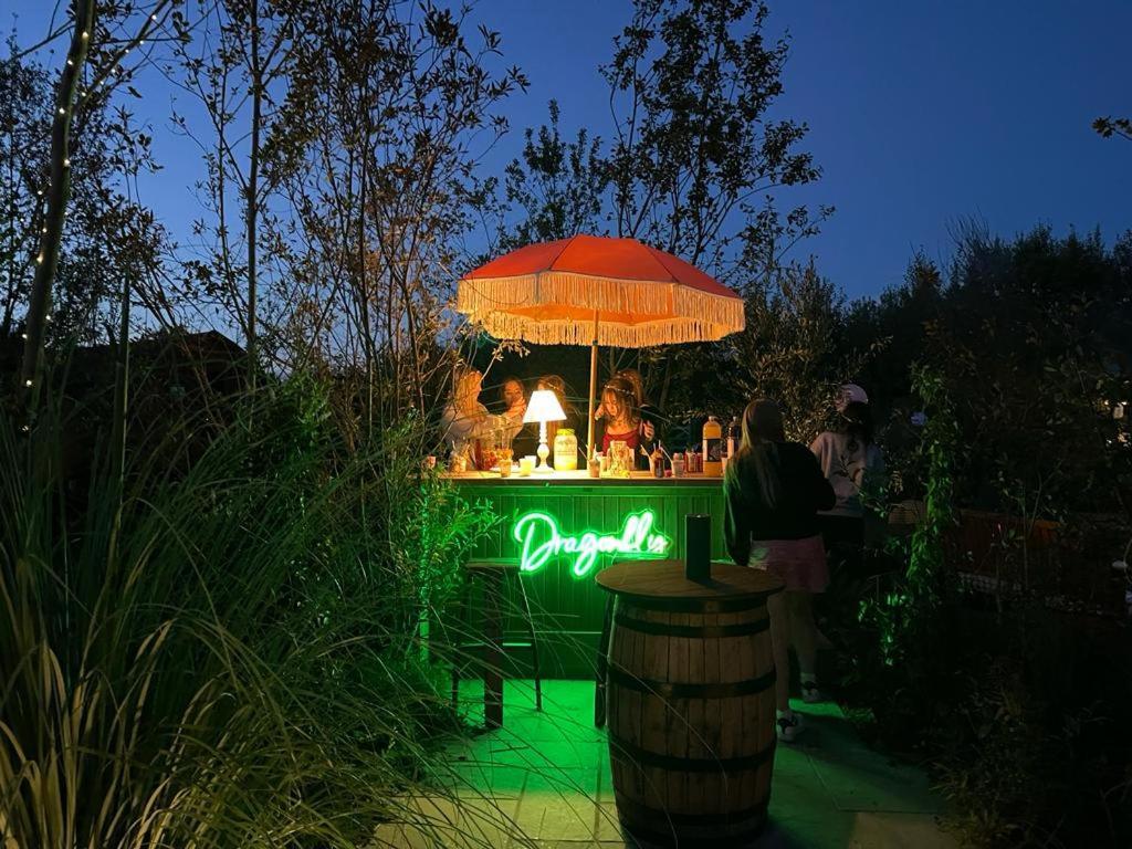 Dragonfly Glamping Spa Retreat Ashford  Exterior photo